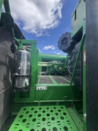 Комбайн John Deere S680 2013 г.в. foto 16
