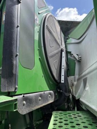 Комбайн John Deere S680 2013 г.в. foto 17