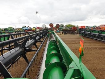 Жатка John Deerе 635F Hydra-Flex 10,5м 2010 г.в. foto 3