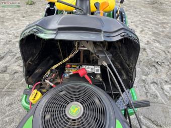 Газонокосилка John Deere LA120 foto 10