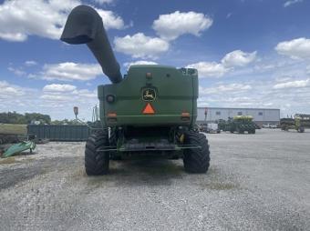 Комбайн John Deere S680 2013 г.в. foto 4
