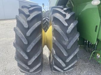 Комбайн John Deere S680 2013 г.в. foto 11