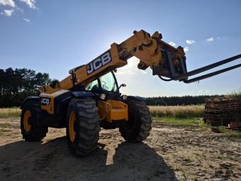 Телескопический погрузчик  JCB 550-80,2013 г.в.