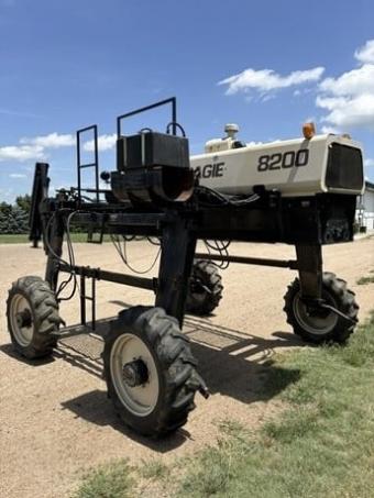 Кастратор Hagie 8200 foto 9