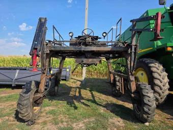 Кастратор Hagie 8200 foto 6