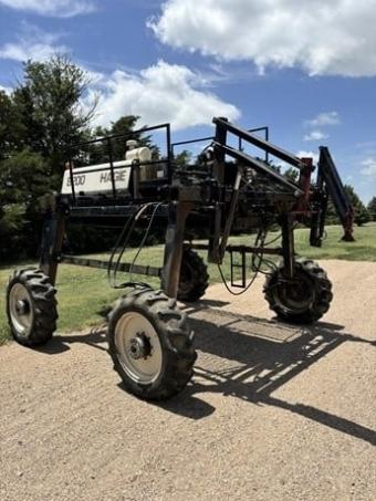 Кастратор Hagie 8200 foto 5