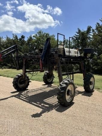 Кастратор Hagie 8200 foto 3