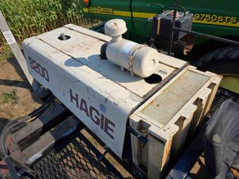 Кастратор Hagie 8200 foto 12
