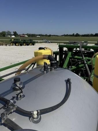 Опрыскиватель John Deere R4038 2019 г.в. foto 28