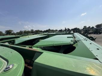 Комбайн John Deere S680 2012 г.в. foto 30