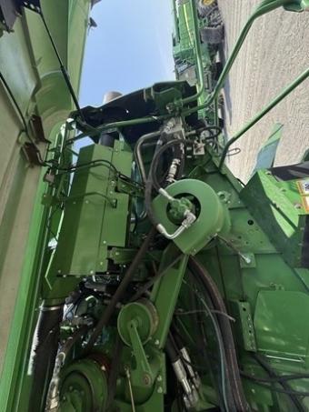 Комбайн John Deere S680 2012 г.в. foto 15