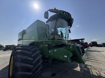 Комбайн John Deere S680 2012 г.в.
