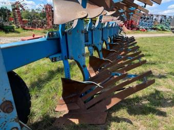 Плуг оборотный 8 корпусный (7+1) LEMKEN Euro Diamant 10 foto 13