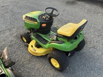 Газонокосилка John Deere E100 2020 г.в. foto 13