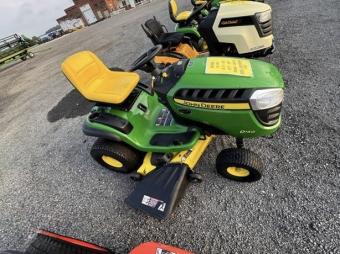 Газонокосилка John Deere D140 2015 г.в. foto 2