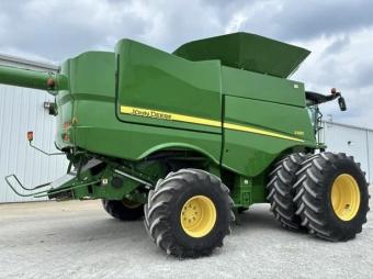 Комбайн John Deere S680 2016 г.в. foto 3